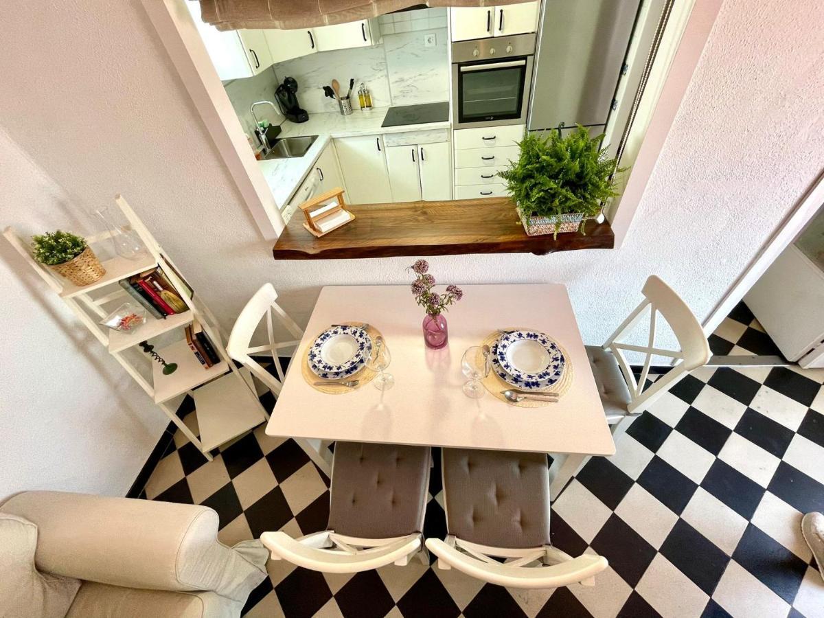 Gatu Villa Salinera, " Preferente Mayores De 25 Anos Y Familias " El Puerto de Santa María Kültér fotó
